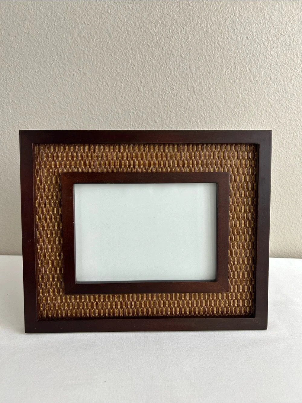 N/A rustic woven